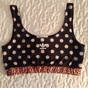 EUC Adidas sports bra size Large Different prints on both sides